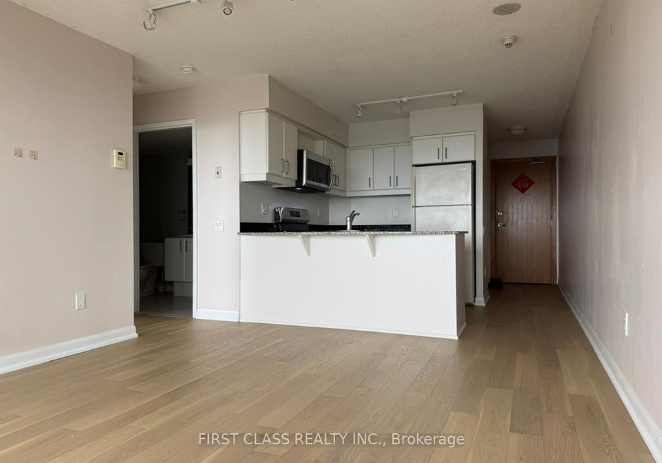 33-sheppard-avenue-e-north-york-ontario-c13027600