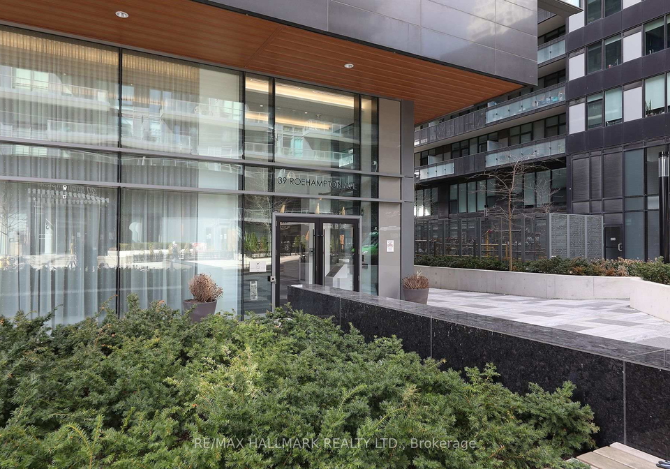 39-roehampton-avenue-toronto-ontario-c13027800