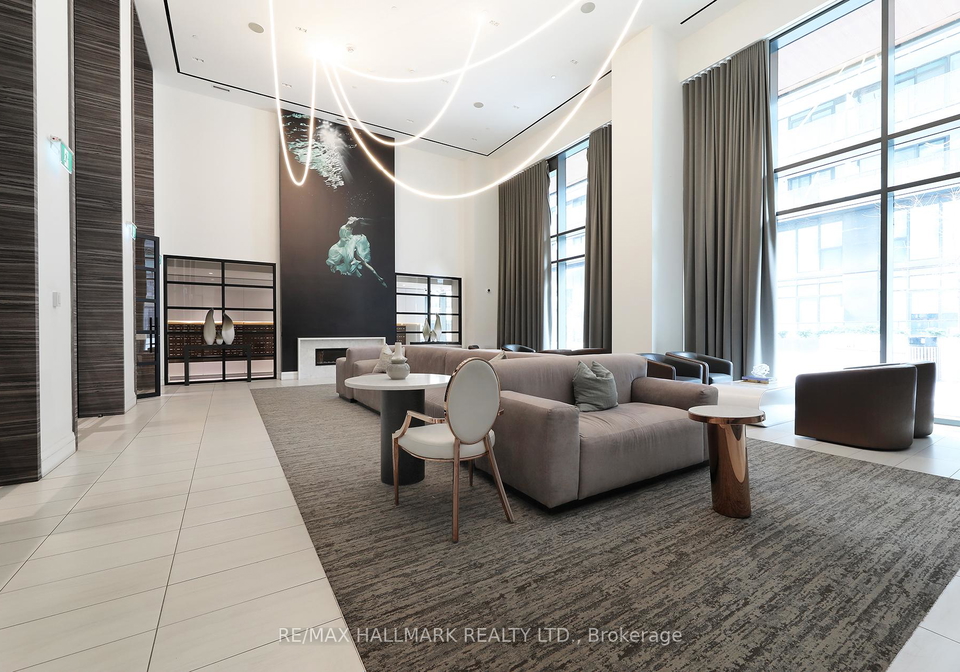 39-roehampton-avenue-toronto-ontario-c13027800