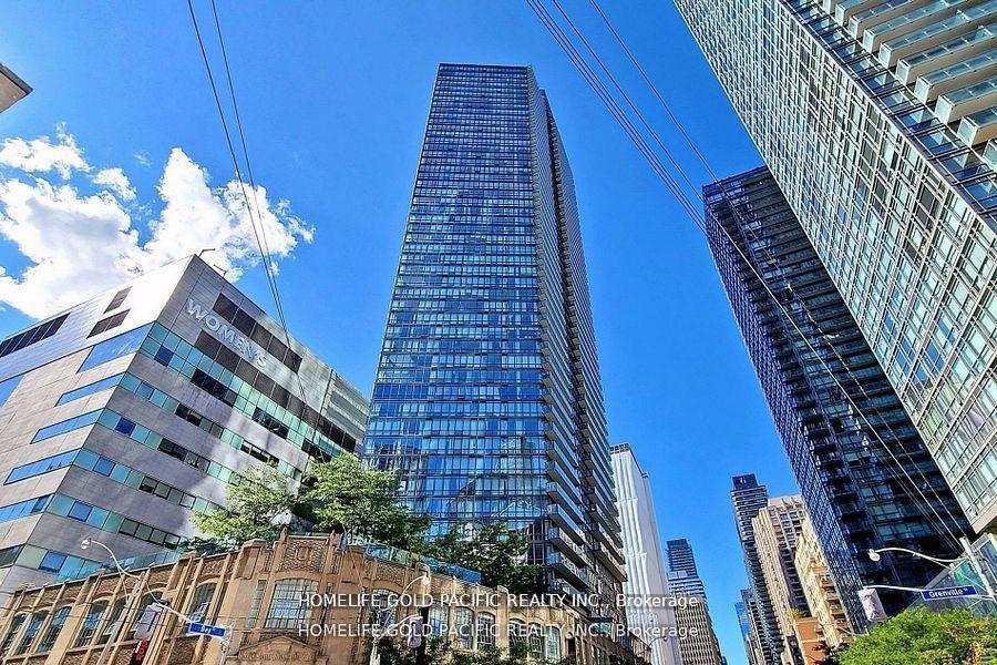 832-bay-street-toronto-ontario-c13027850