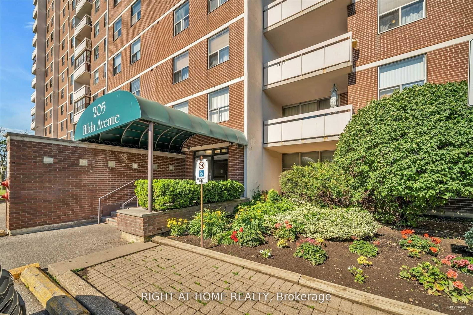 205-hilda-avenue-toronto-ontario-c13028010