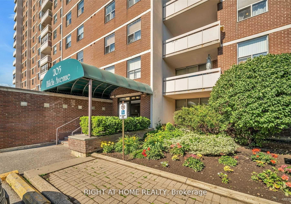 205-hilda-avenue-toronto-ontario-c13028010
