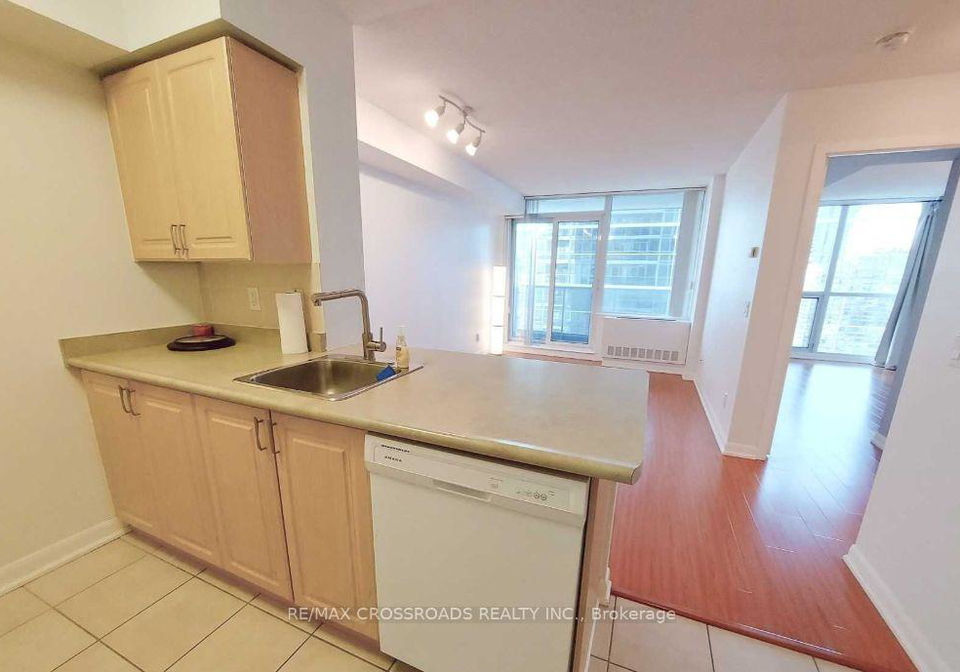 4978-yonge-street-toronto-ontario-c13028148