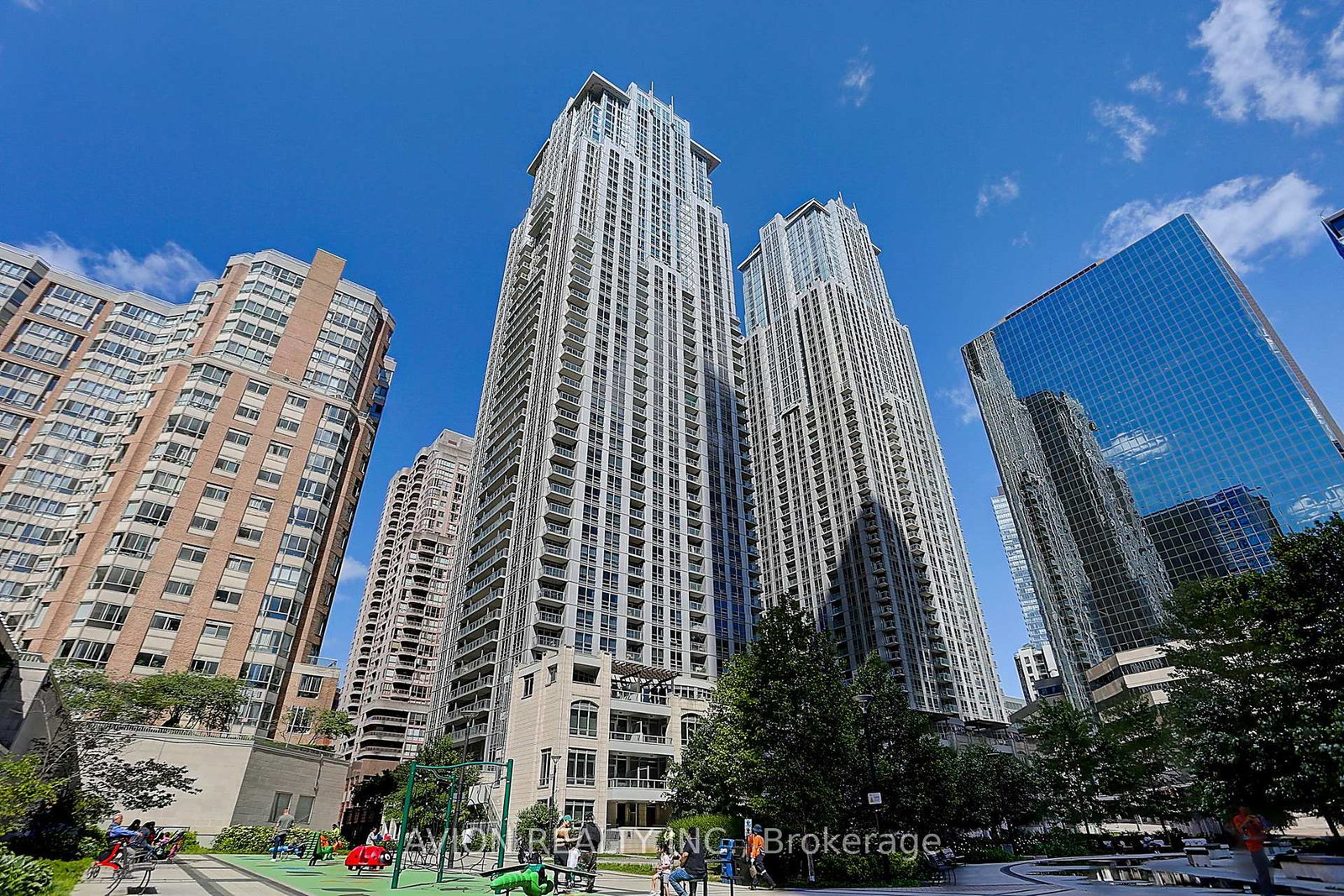 761-bay-street-toronto-ontario-c13028306