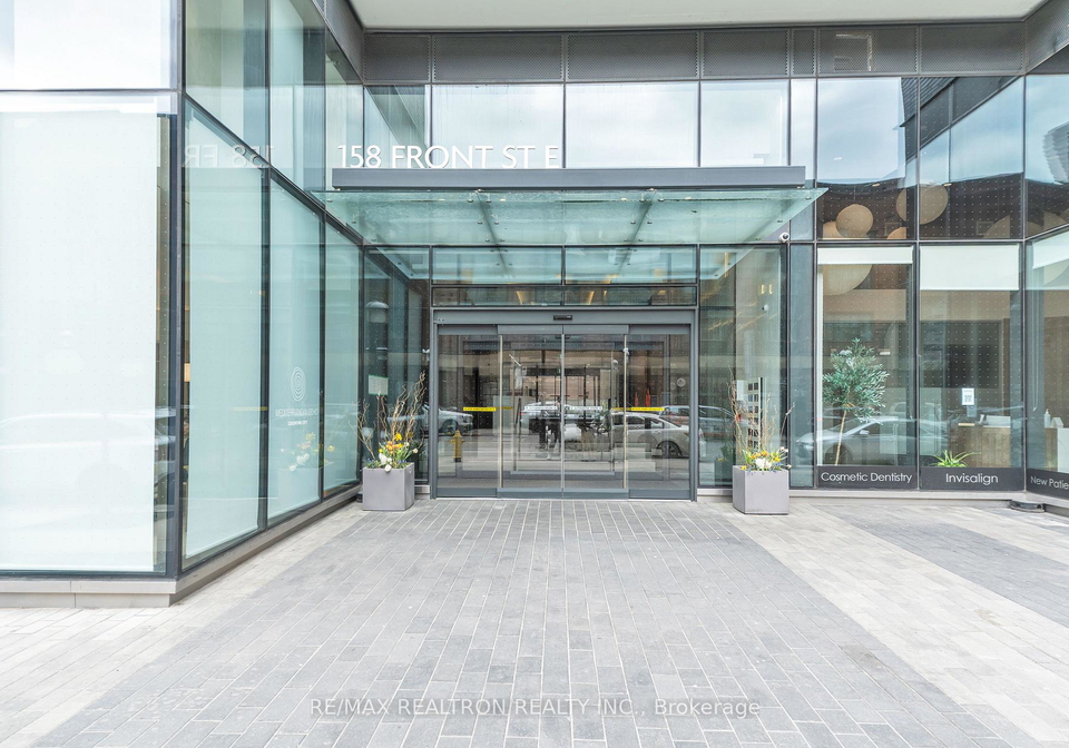 158-front-street-e-toronto-ontario-c13028388