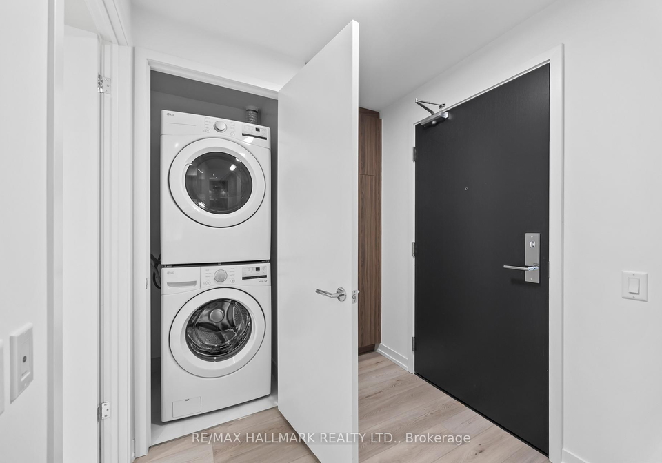 863-st-clair-avenue-w-toronto-ontario-c13028482