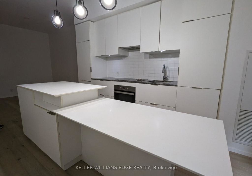 5-st-joseph-street-toronto-ontario-c13028574