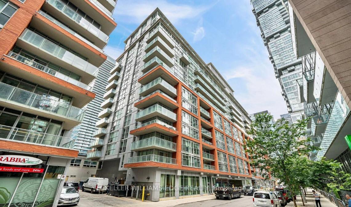 21-nelson-street-toronto-ontario-c13028610