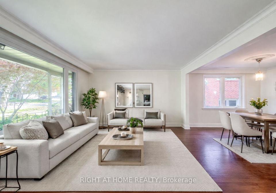 15-foursome-crescent-north-york-ontario-c13028612
