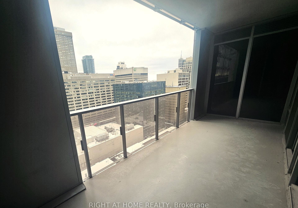 11-yorkville-avenue-toronto-ontario-c13029256