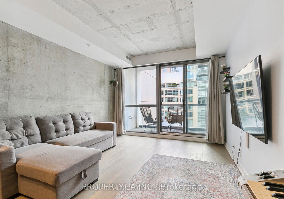 39-brant-street-toronto-ontario-c13029388