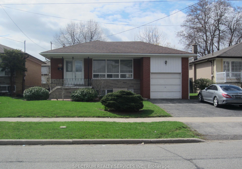 409-patricia-avenue-toronto-ontario-c13029474