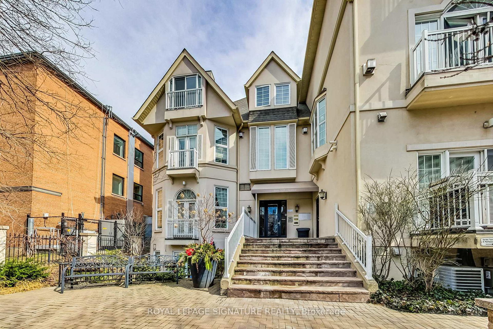 539-jarvis-street-toronto-ontario-c13029478