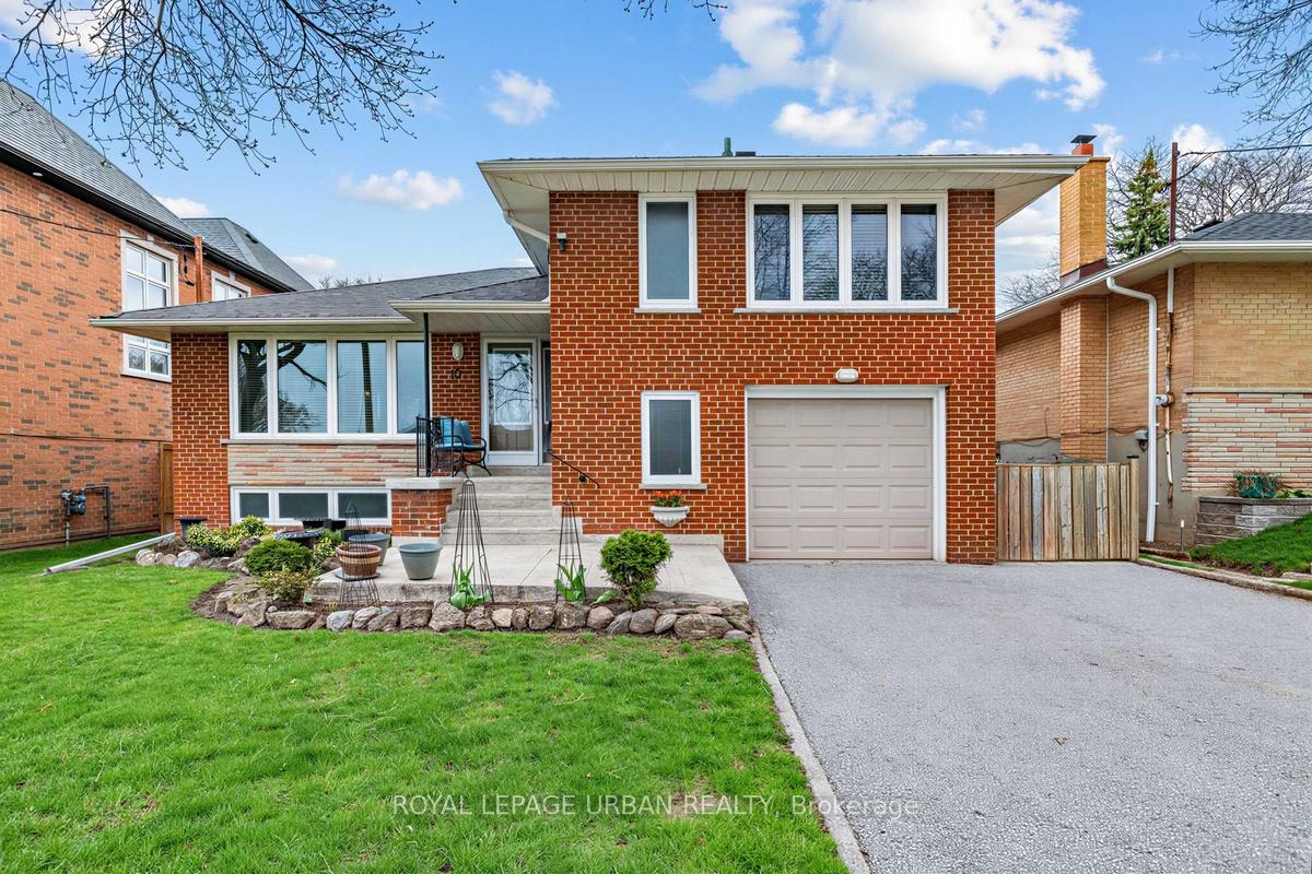 10-kenewen-court-north-york-ontario-c13029544