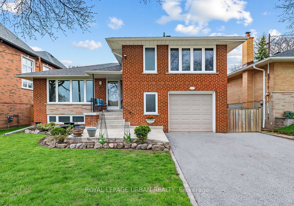 10-kenewen-court-north-york-ontario-c13029544