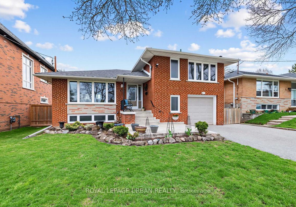 10-kenewen-court-north-york-ontario-c13029544