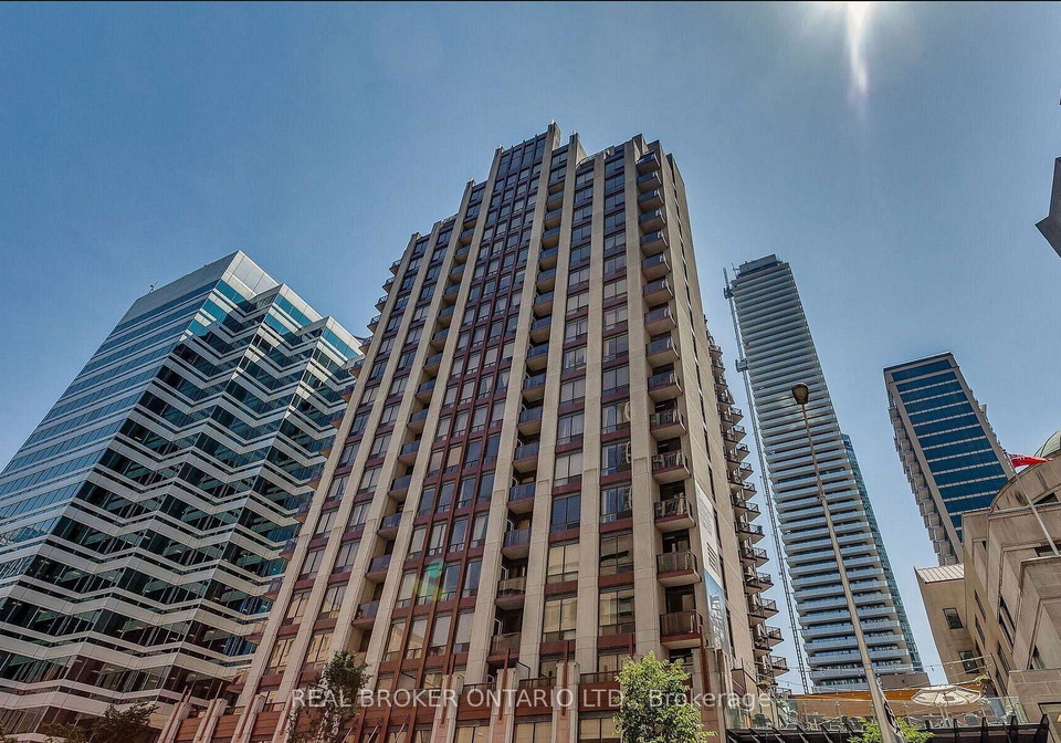 85-bloor-street-e-toronto-ontario-c13029668