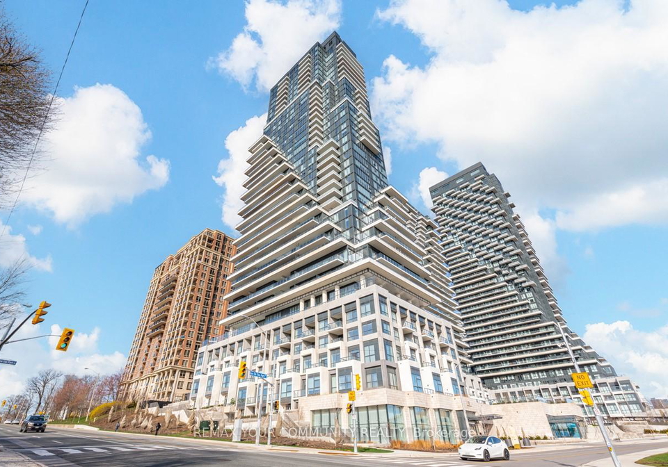 10-inn-on-the-park-drive-north-york-ontario-c13029958