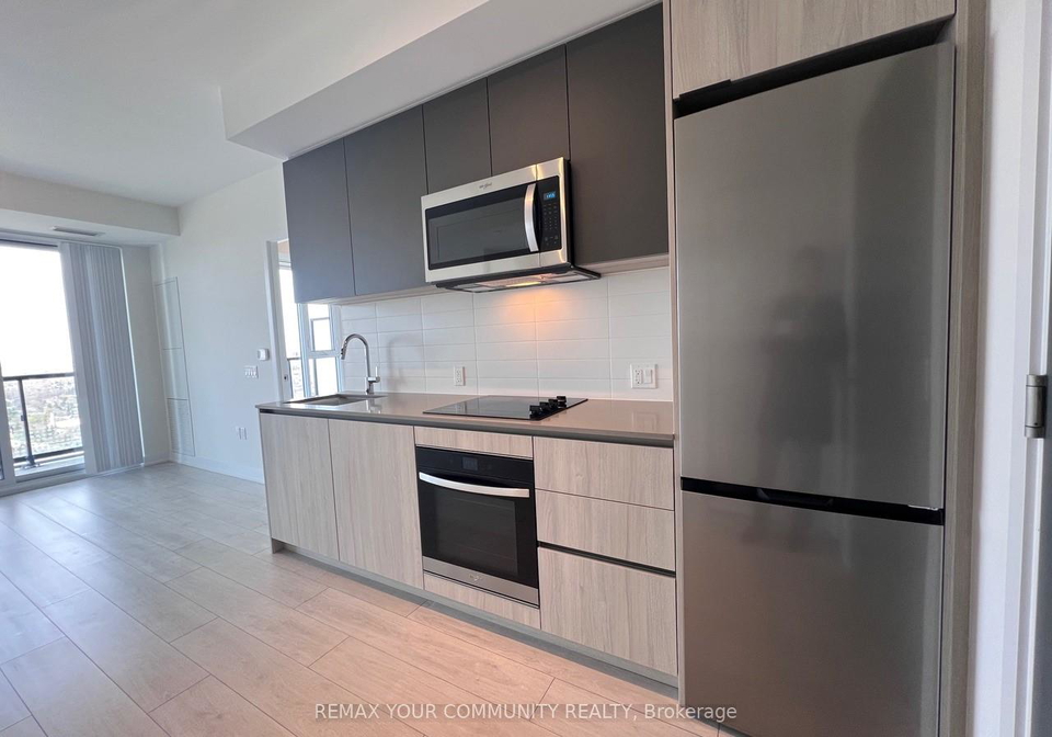 5858-yonge-street-toronto-ontario-c13029962