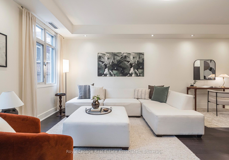 500-richmond-street-w-toronto-ontario-c13030362
