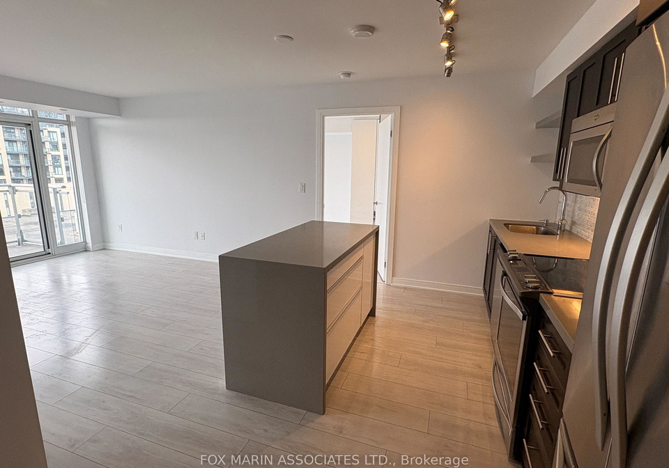 525-adelaide-street-w-toronto-ontario-c13030372