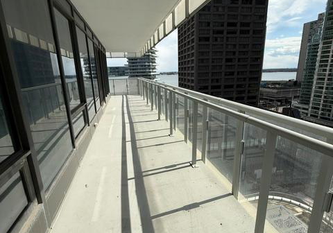 28-freeland-street-toronto-ontario-c13030422