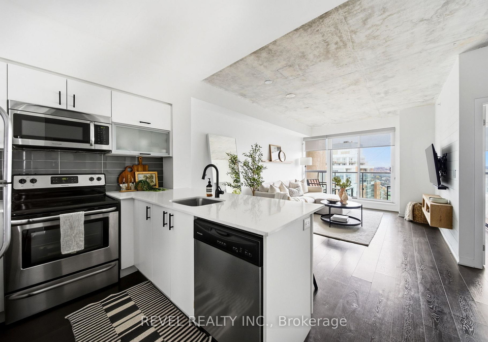 150-east-liberty-street-toronto-ontario-c13030762