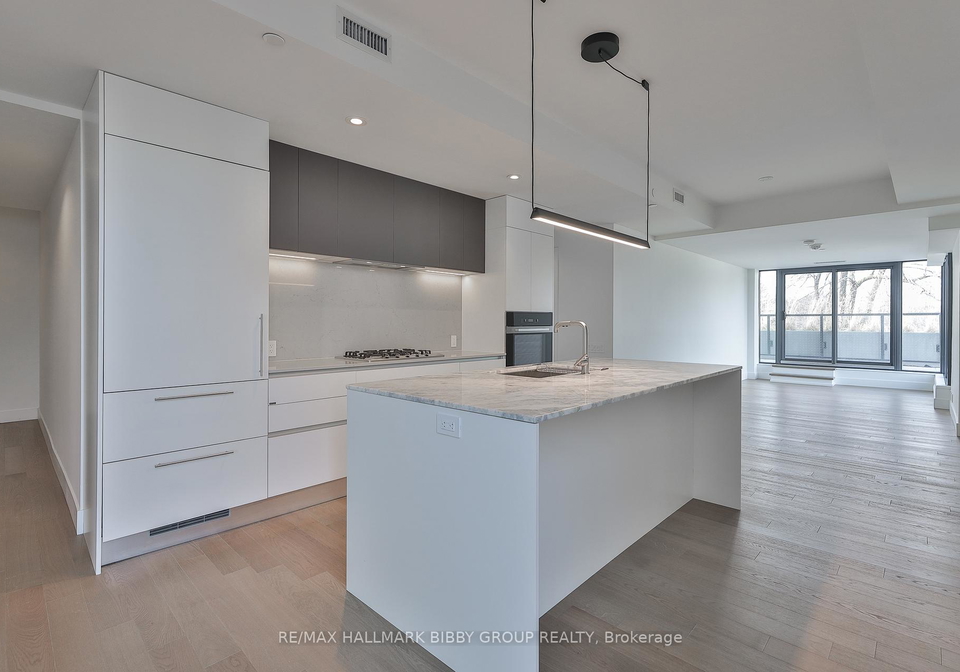 1414-bayview-avenue-toronto-ontario-c13031090