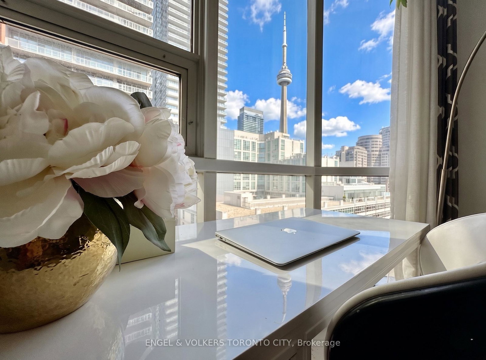 393-king-street-w-toronto-ontario-c13031456