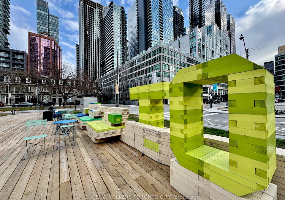 393-king-street-w-toronto-ontario-c13031456