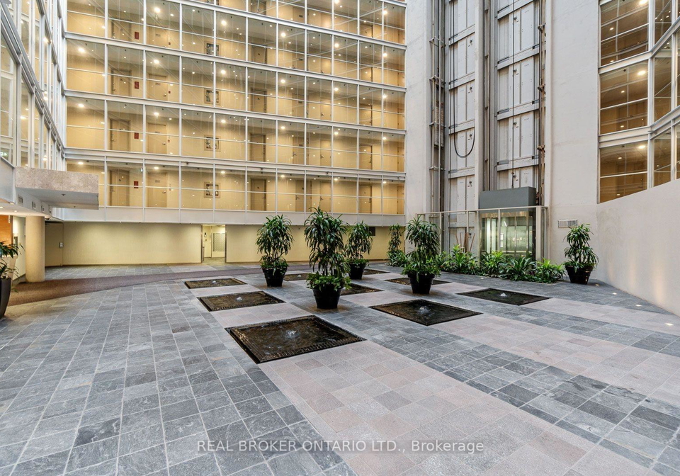 650-queens-quay-w-toronto-ontario-c13031476
