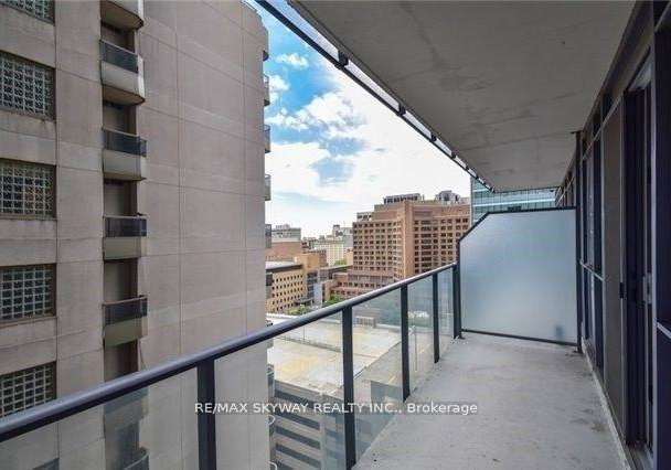 770-bay-street-toronto-ontario-c13031724