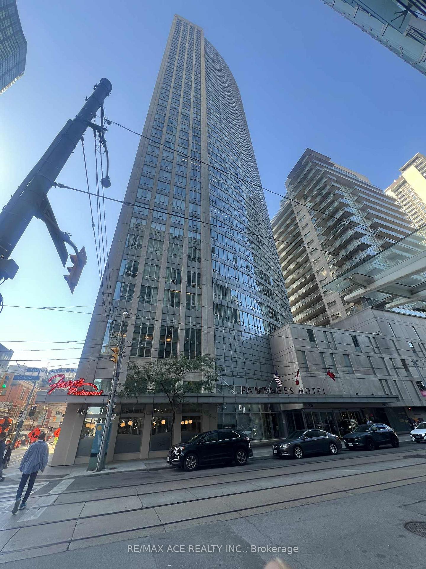 210-victoria-street-toronto-ontario-c13032218