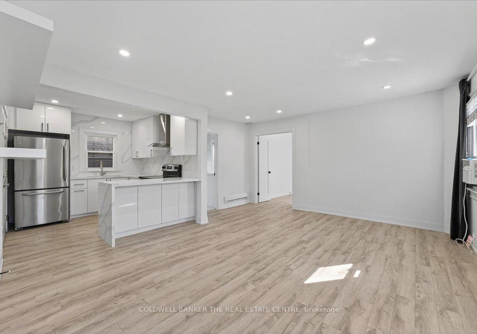 252-soudan-avenue-toronto-ontario-c13032484