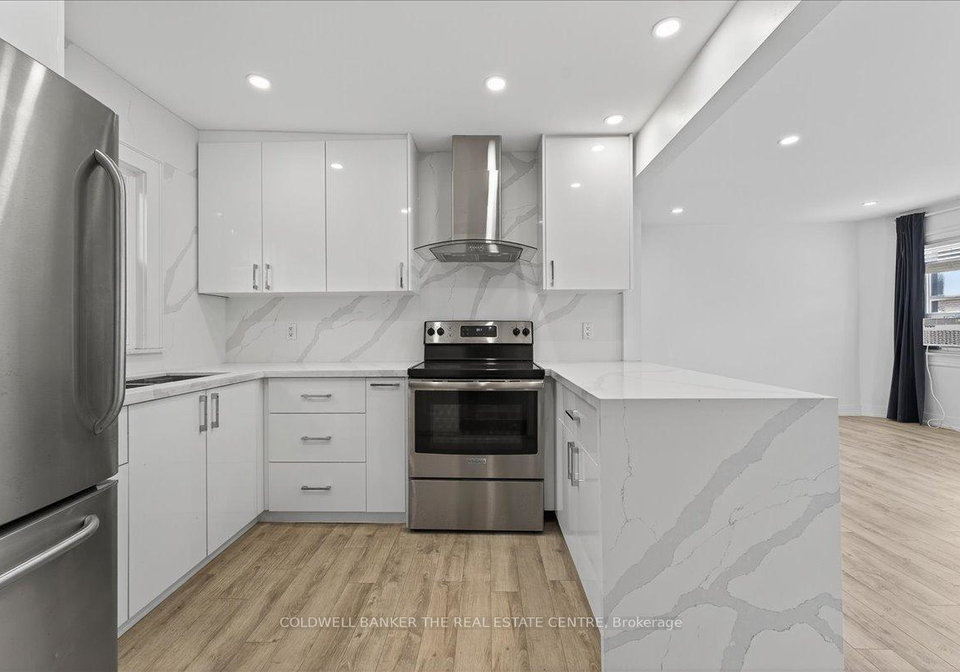 252-soudan-avenue-toronto-ontario-c13032484