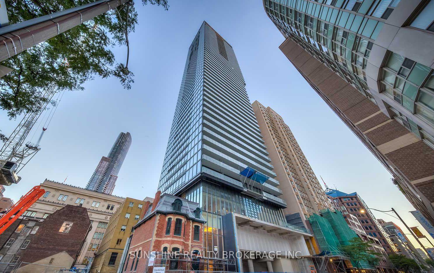 15-grenville-street-toronto-ontario-c13032668