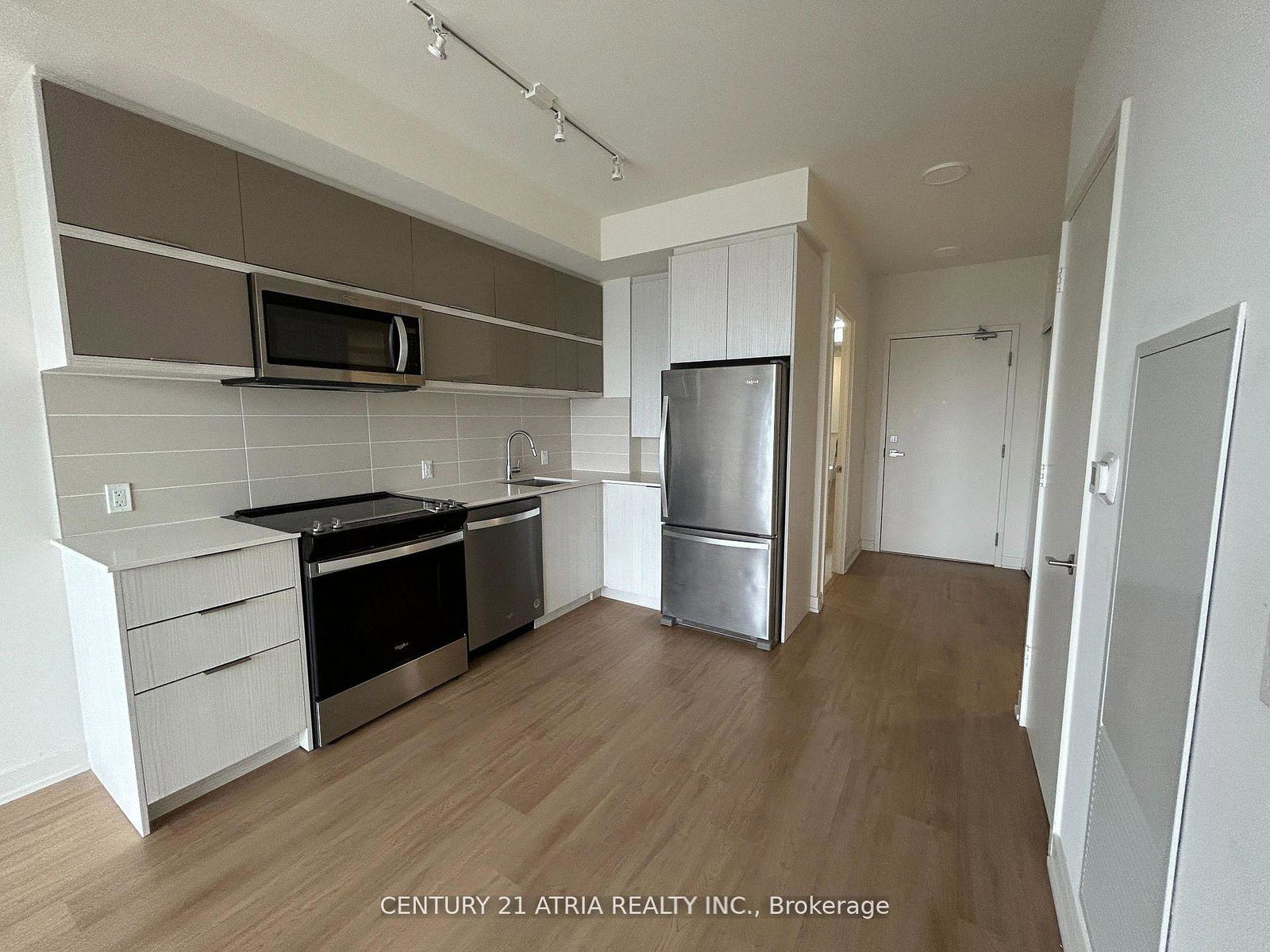 10-deerlick-court-north-york-ontario-c13032758