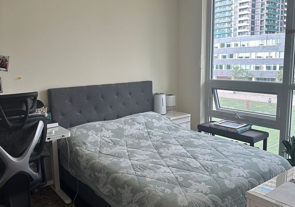 30-roehampton-avenue-toronto-ontario-c13033198