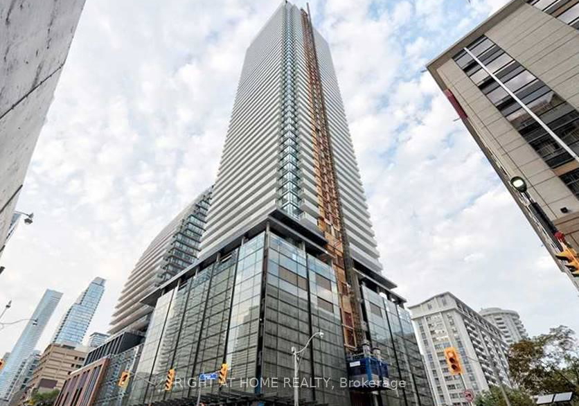 501-yonge-street-toronto-ontario-c13033340