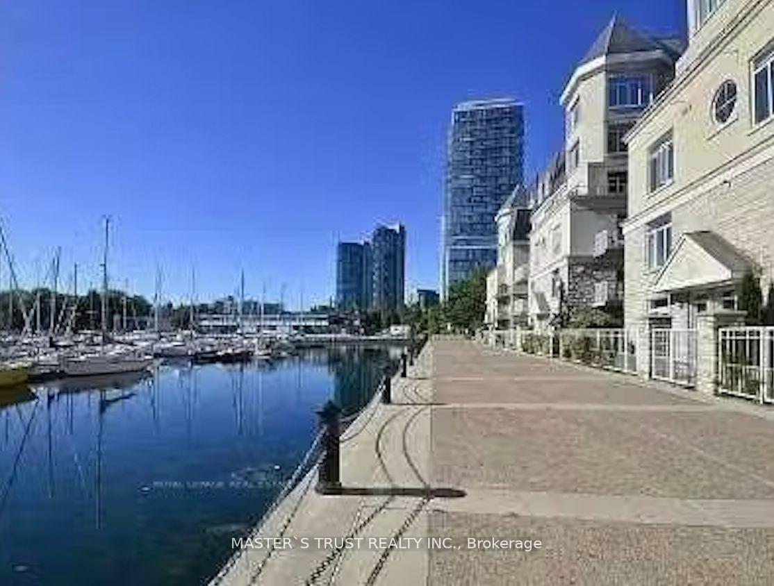 30-stadium-road-toronto-ontario-c13033350