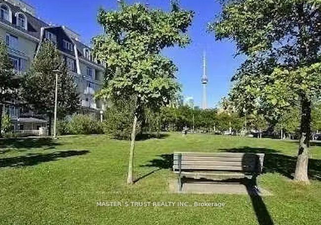 30-stadium-road-toronto-ontario-c13033350