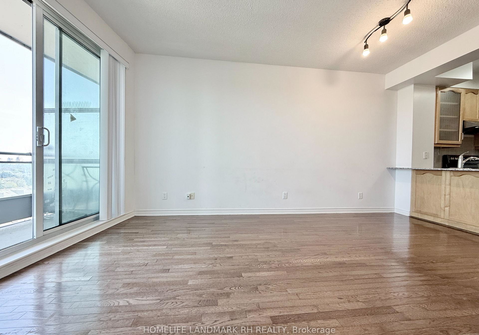 60-byng-avenue-north-york-ontario-c13033390