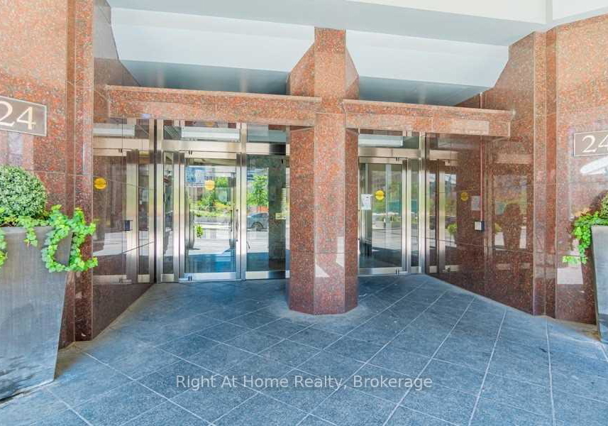 24-wellesley-street-w-toronto-ontario-c13033498
