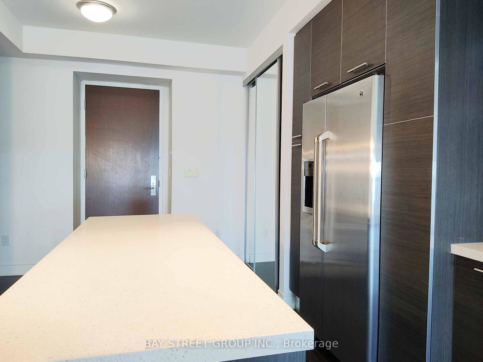 388-yonge-street-toronto-ontario-c13033546