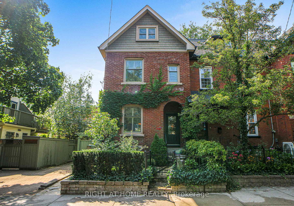 440-sackville-street-toronto-ontario-c13033604