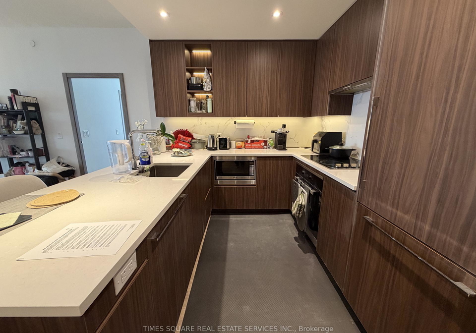 27-mcmahon-drive-north-york-ontario-c13033634