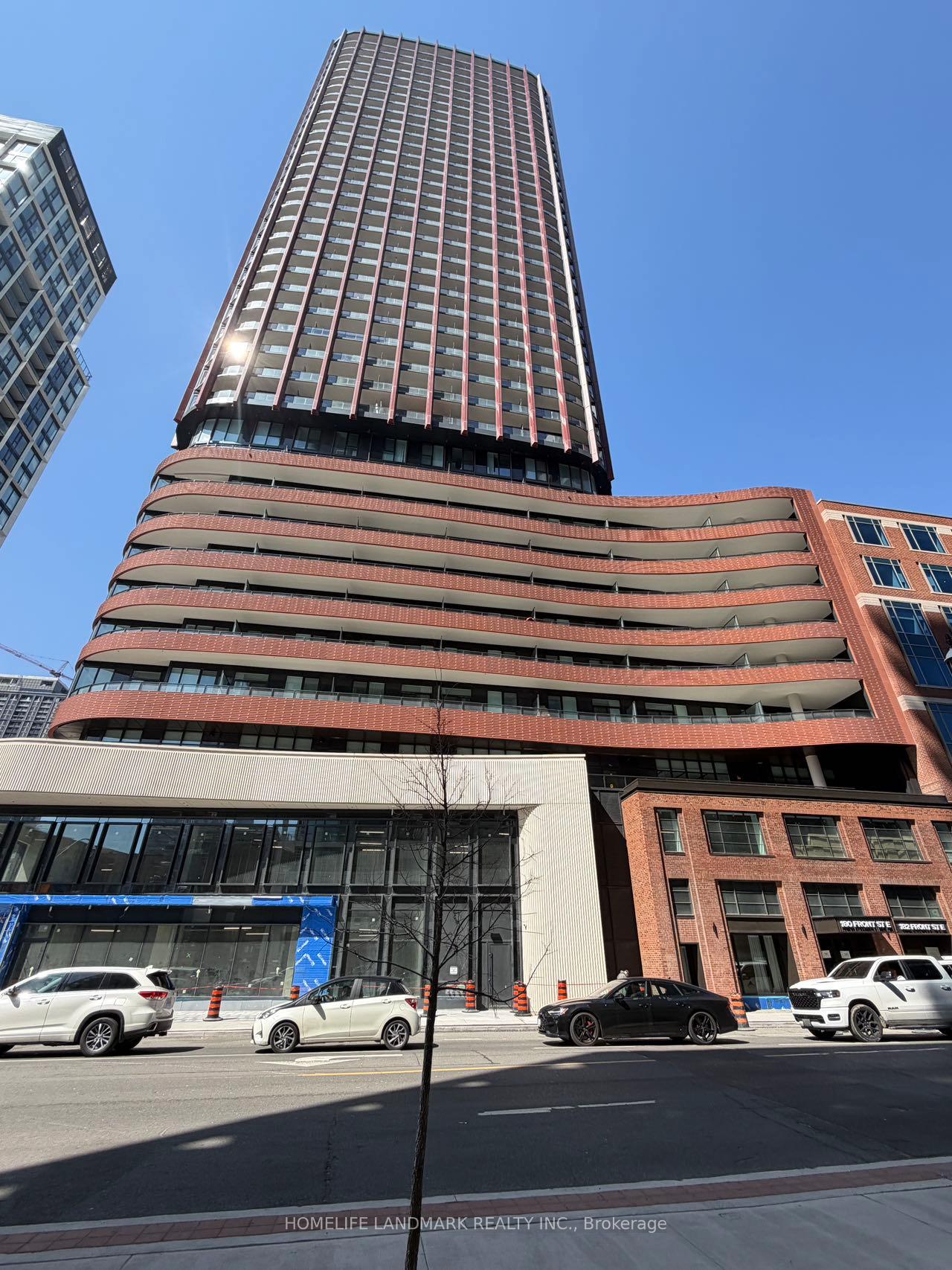 180-front-street-e-toronto-ontario-c13033830