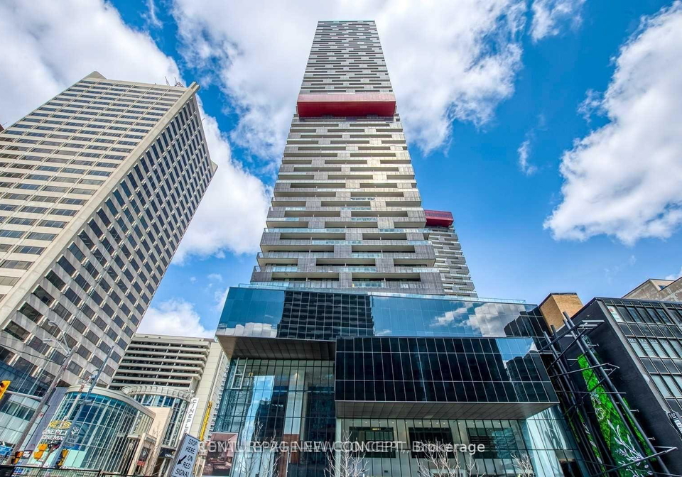 8-eglinton-avenue-toronto-ontario-c13034028