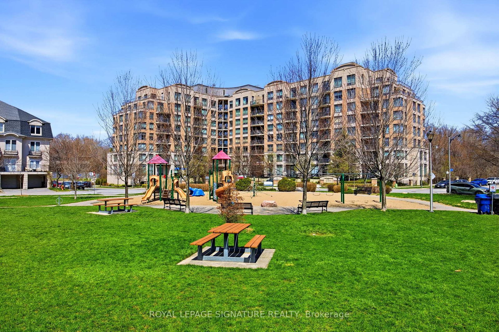 16-dallimore-circle-north-york-ontario-c13034160