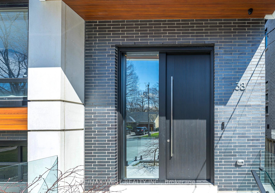38-gwendolen-avenue-toronto-ontario-c13034176